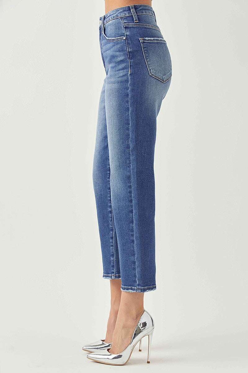 HIGH-RISE MOM FIT JEANS (Risen)