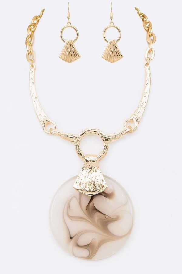 Oversize Faux Stone Resin Pendant Necklace Set