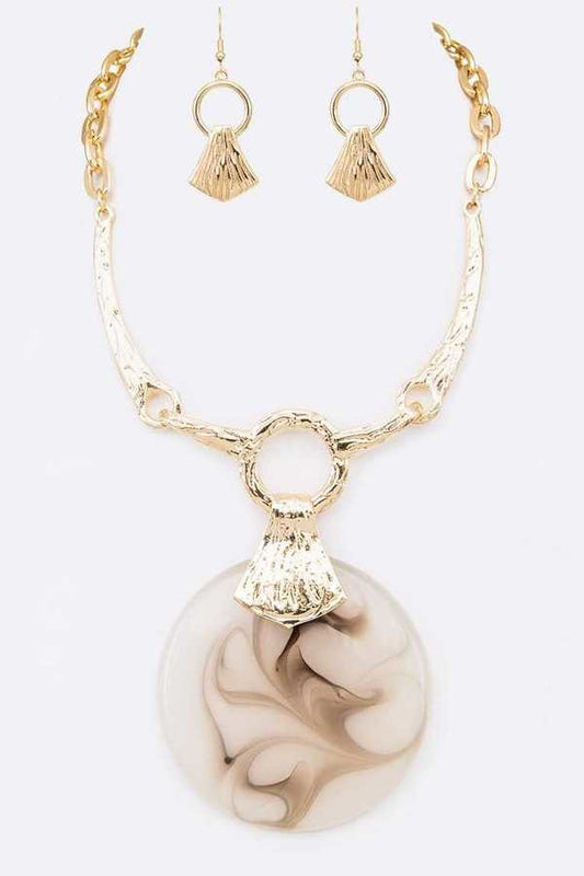Oversize Faux Stone Resin Pendant Necklace Set