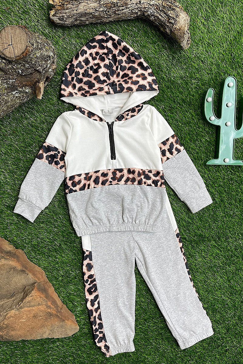 Kids- Cheetah Print Detail hoodie sweatshirt with Matching pants